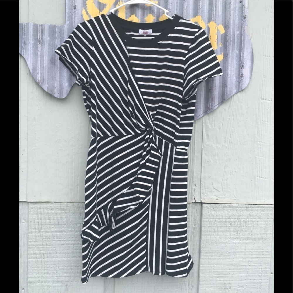 Parker black with white striped dress very comfy stretch and elastic waist